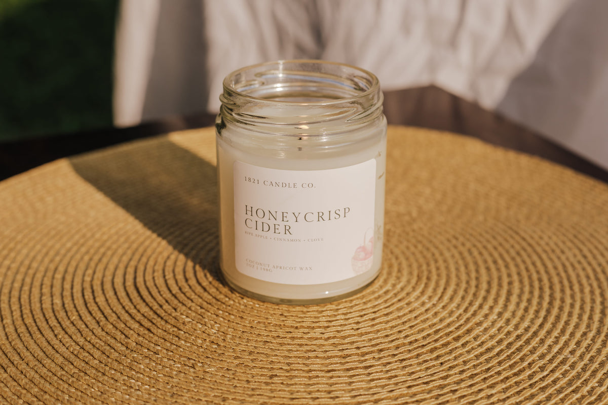 Honeycrisp Cider 7oz Candle | Cinnamon, Apple Clove | Fall Coconut Wax Candle