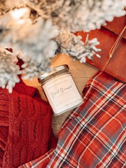 Silent Snowfall 7oz Candle - Spruce, Peppermint, Vanilla