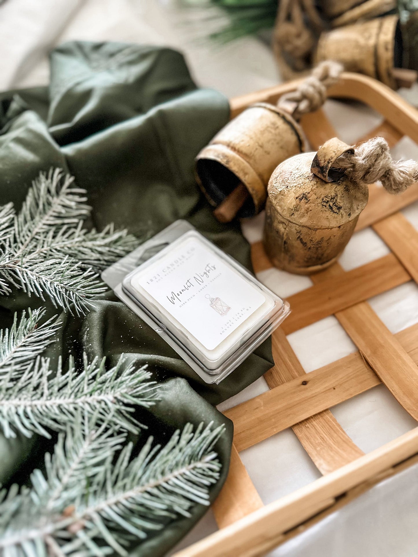 Moonlit Nights 2.5oz Wax Melt - Amber, Plum, Vanilla