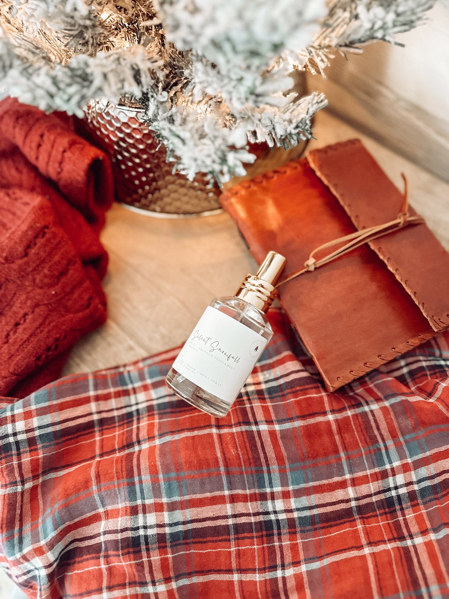 Silent Snowfall Linen + Room Spray - Spruce, Peppermint, Vanilla