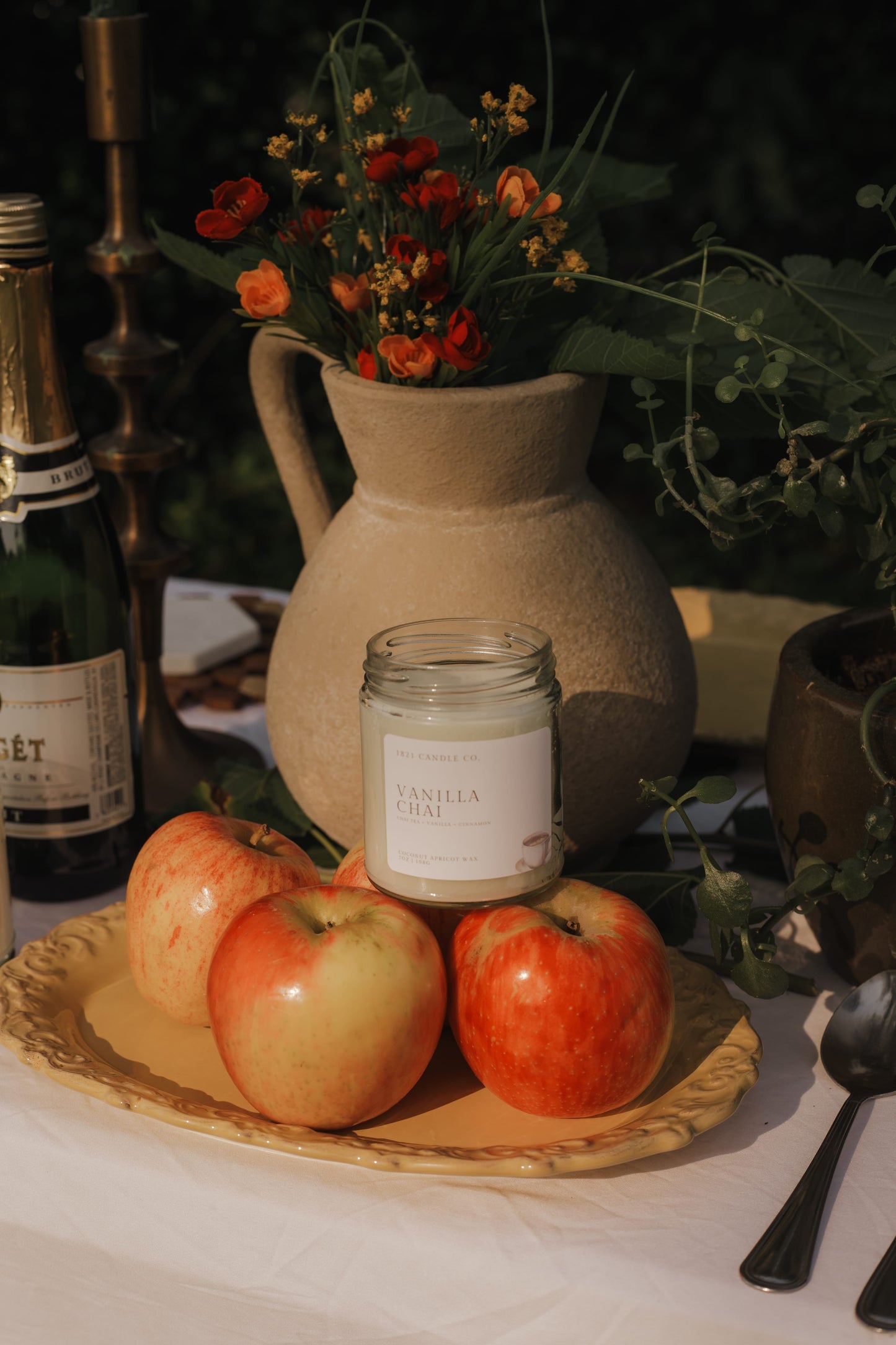 Vanilla Chai 7oz Candle | Chai Tea, Clove, Vanilla | Fall Coconut Wax Candle