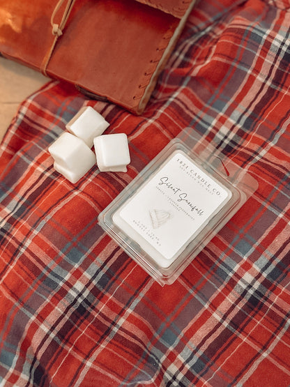 Silent Snowfall 2.5oz Wax Melt - Spruce, Peppermint, Vanilla