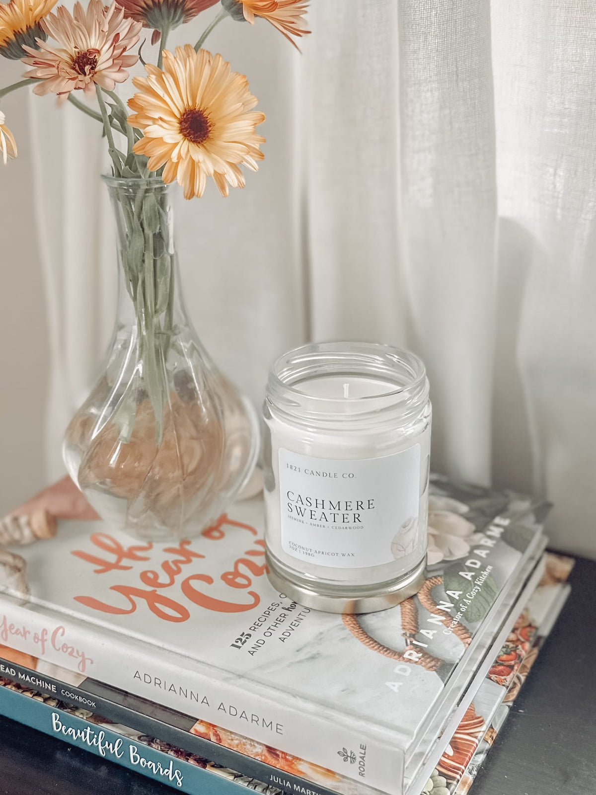 Cashmere Sweater 7oz Candle | Cocoa Butter, Amber, Cedar Wood | Coconut Apricot Wax Candle